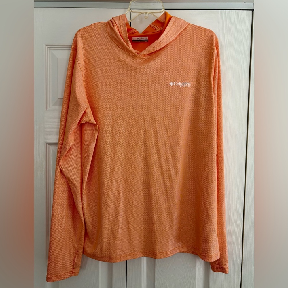 Columbia Men's Terminal Tackle PFG Hoodie. Size M. Orange